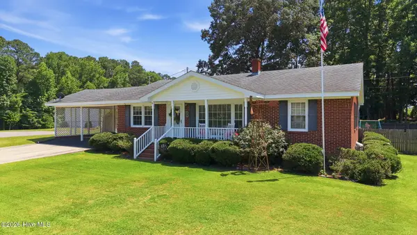 403 W Eason Street, Macclesfield, NC 27852