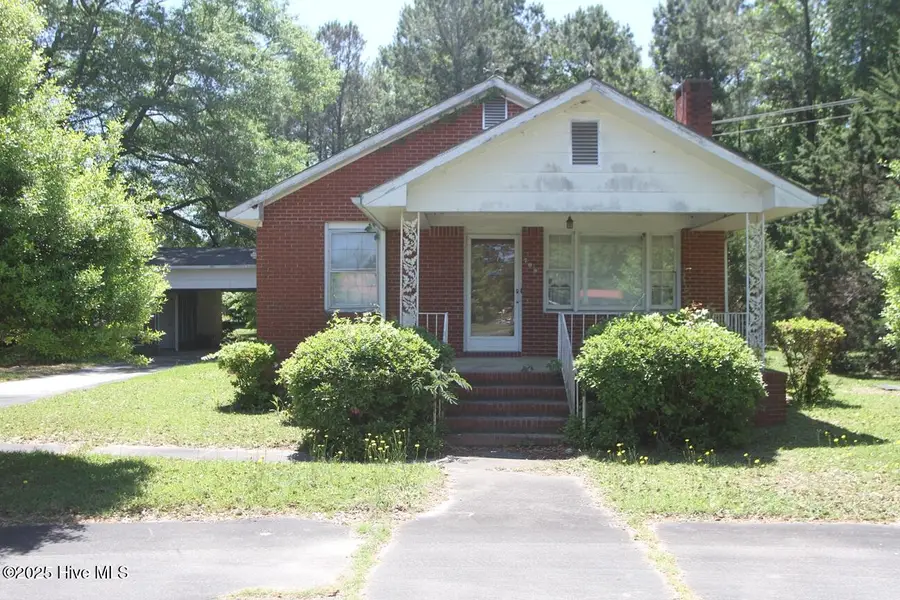 709 Quail Street, Elizabethtown, NC 28337 - #3