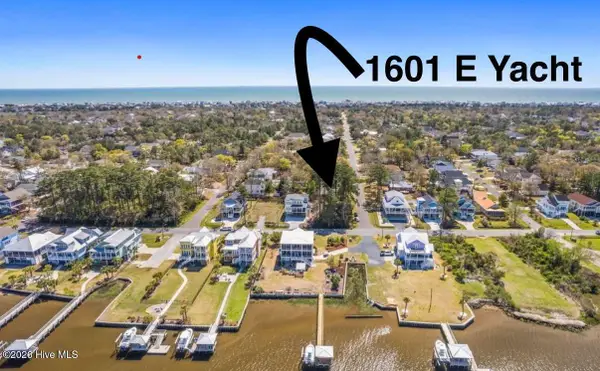 1601 E Yacht Drive, Oak Island, NC 28465