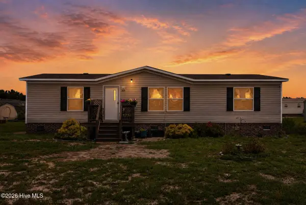109 Dogwood Circle, Warsaw, NC 28398
