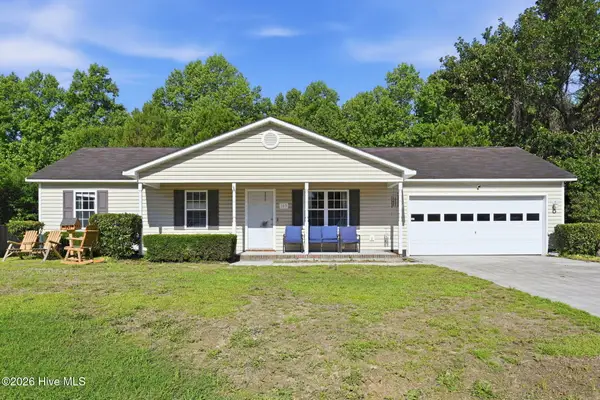 163 Wheaton Drive, Richlands, NC 28574