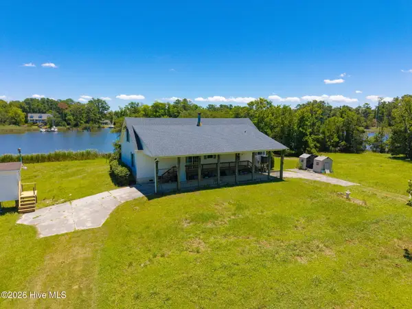 312 Martin Creek Drive, Beaufort, NC 28516