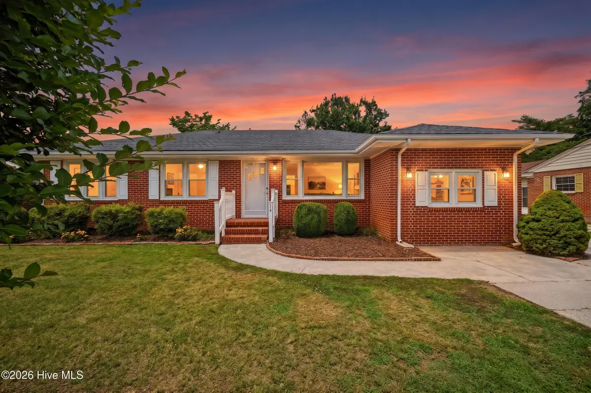 118 Rosewood Avenue, Elizabeth City, NC 27909 - #1