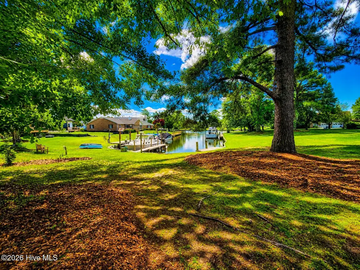 1206 Pelican Drive, New Bern, NC 28560 - #1