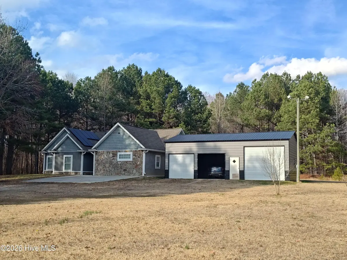 899 Kelly Drive, Nashville, NC 27856 - #1