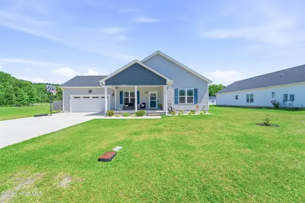 103 Thoroughbred Run, Richlands, NC 28574