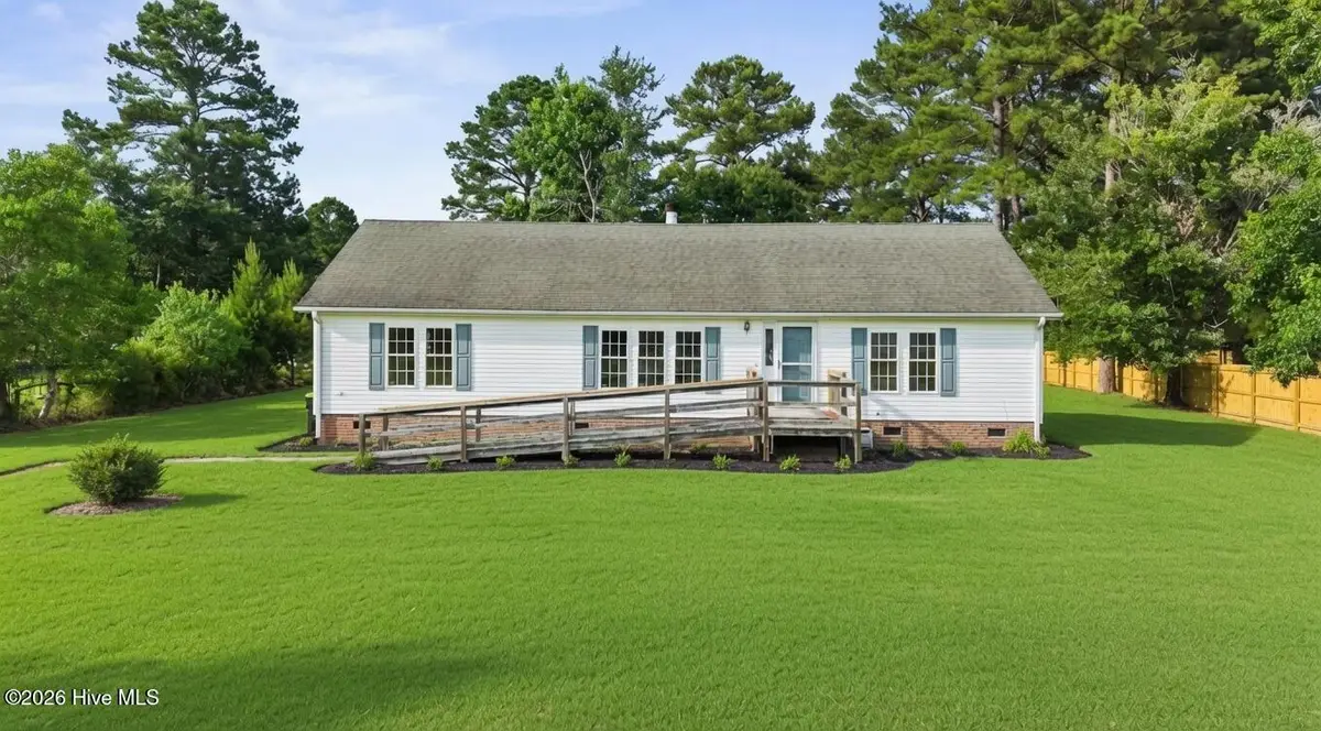 195 Bellhammon Forest Drive, Rocky Point, NC 28457 - #1