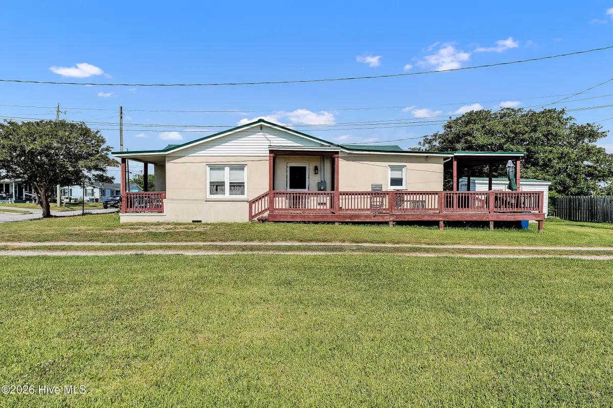 1004 Avery Street, Morehead City, NC 28557 - #1