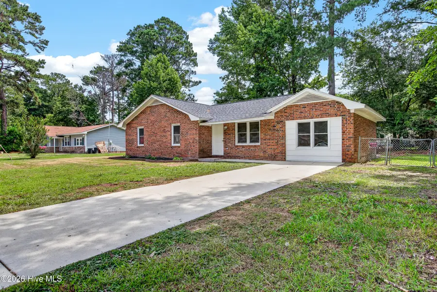 416 Kenwood Drive, Jacksonville, NC 28540 - #2