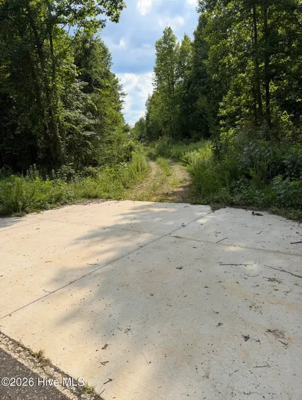 3 Beamon Hunt Road, Warrenton, NC 27589