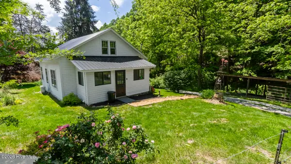 1740 Winding Stairs Road, Topton, NC 28781