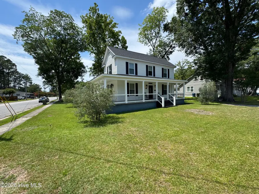 702 N Charlotte Street, Washington, NC 27889 - #2