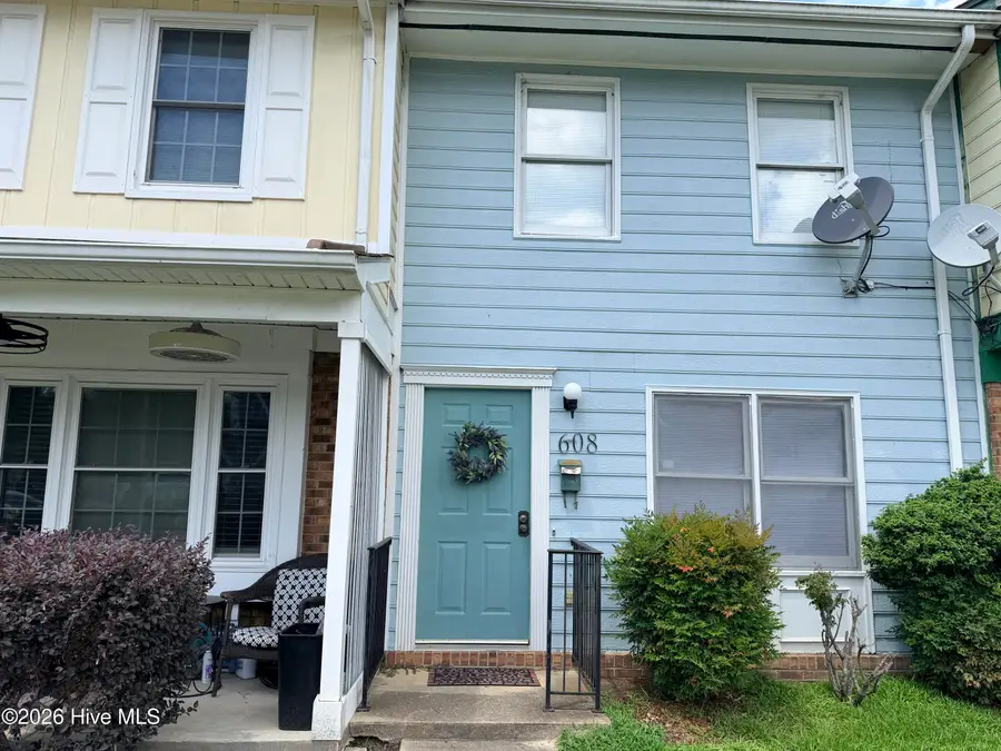 608 W Church Street, Elizabeth City, NC 27909 - #2