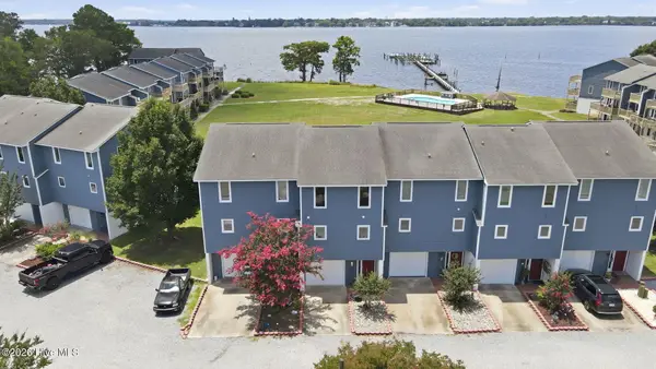 18 Eastern Shore Townhouses #18, Bridgeton, NC 28519