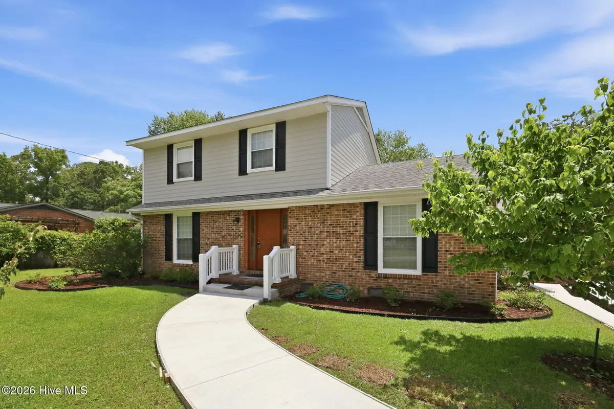 700 Robin Road, Morehead City, NC 28557 - #1
