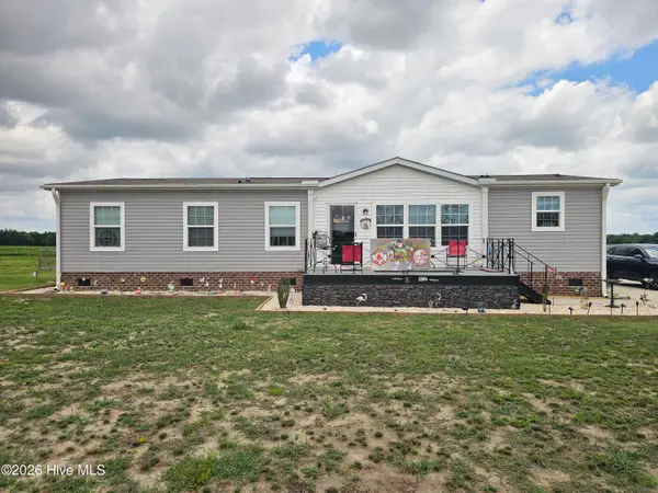 2866 Basstown Road, Clinton, NC 28328