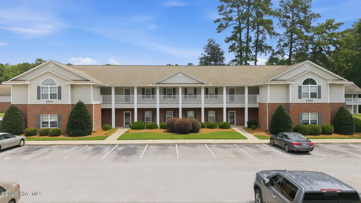 2225 Locksley Woods Drive #F, Greenville, NC 27858 - #1
