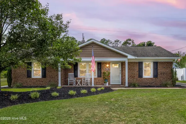 901 Spring Valley Road, Wilmington, NC 28405