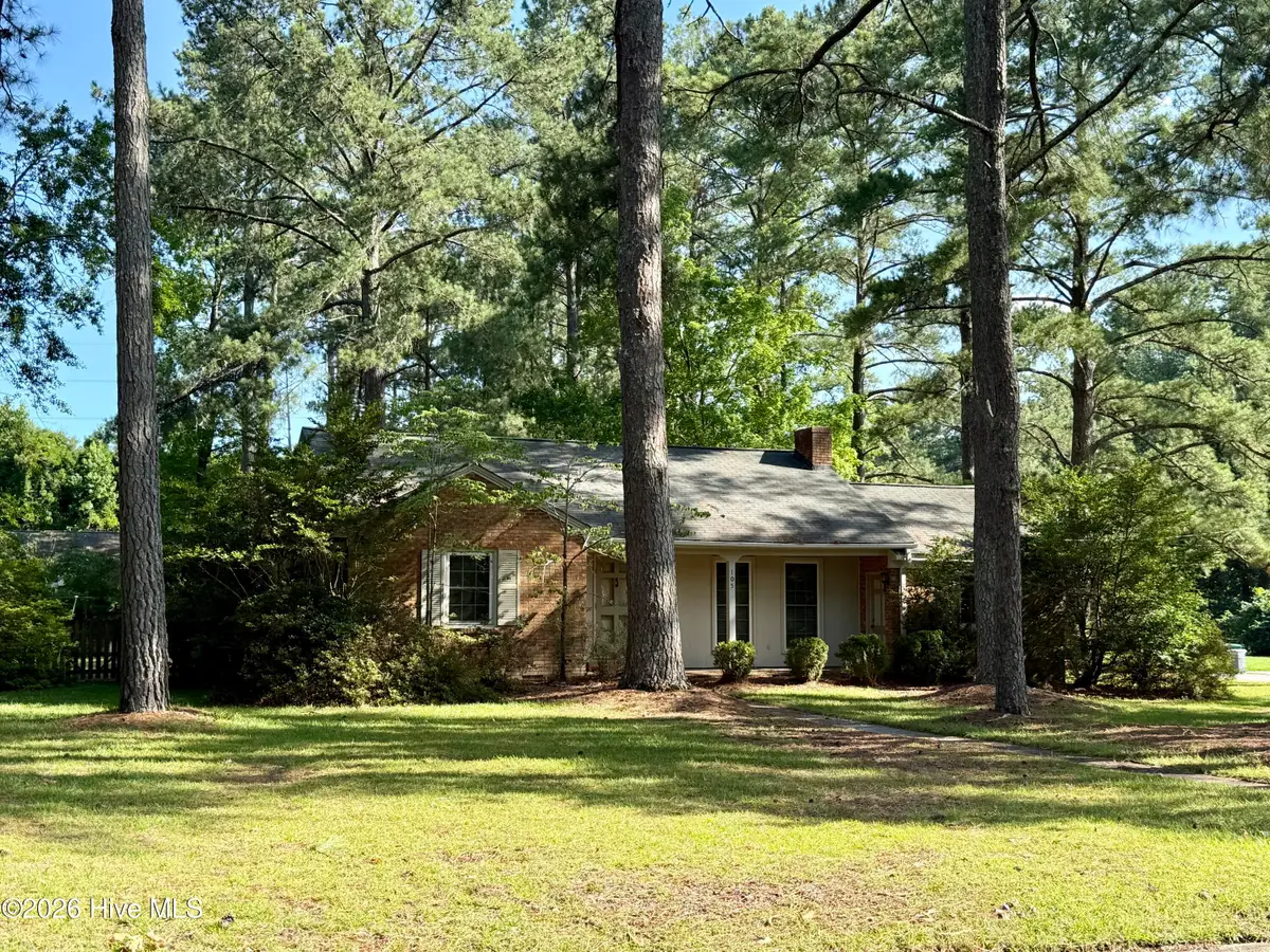 105 4th Street, Robersonville, NC 27871 - #1