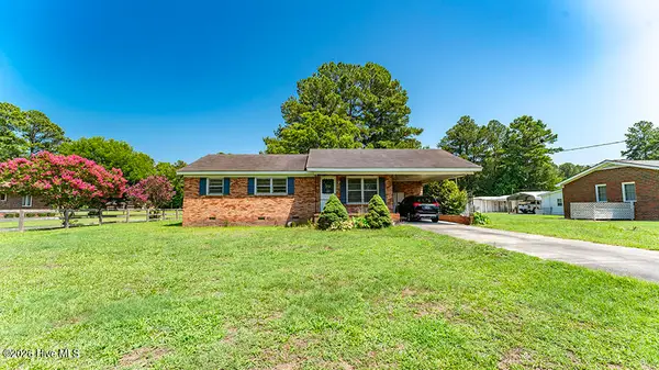 1110 N Webb Street, Selma, NC 27576