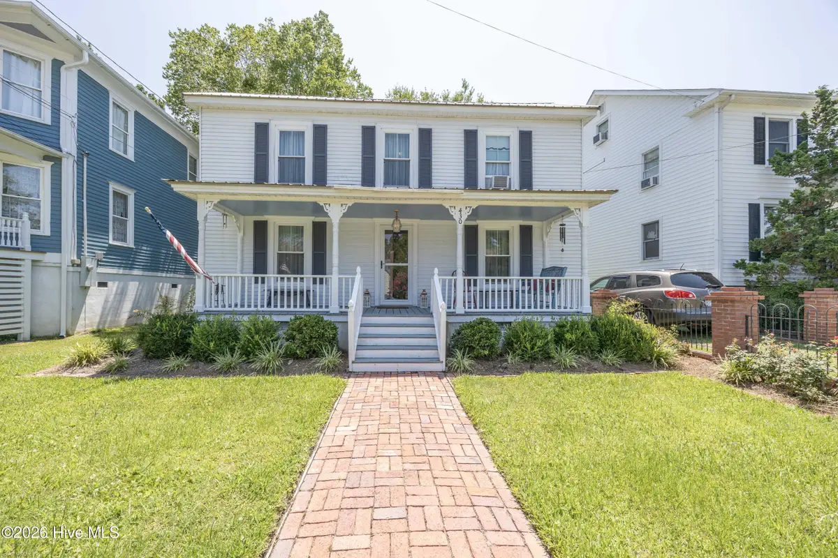 430 E Pungo Street, Belhaven, NC 27810 - #1