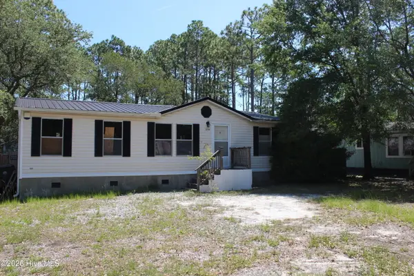 270 Elm Street, Southport, NC 28461