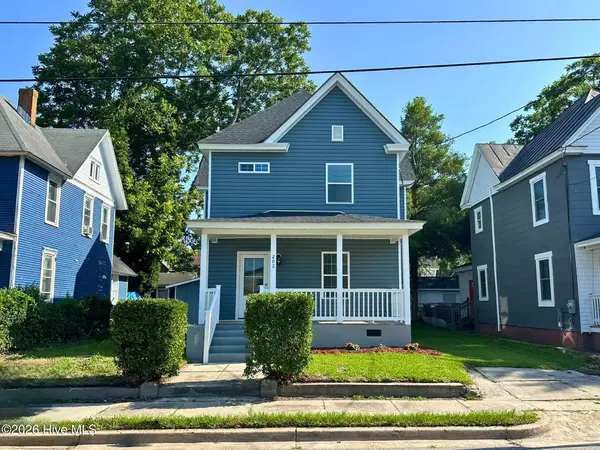 202 W Burgess Street, Elizabeth City, NC 27909