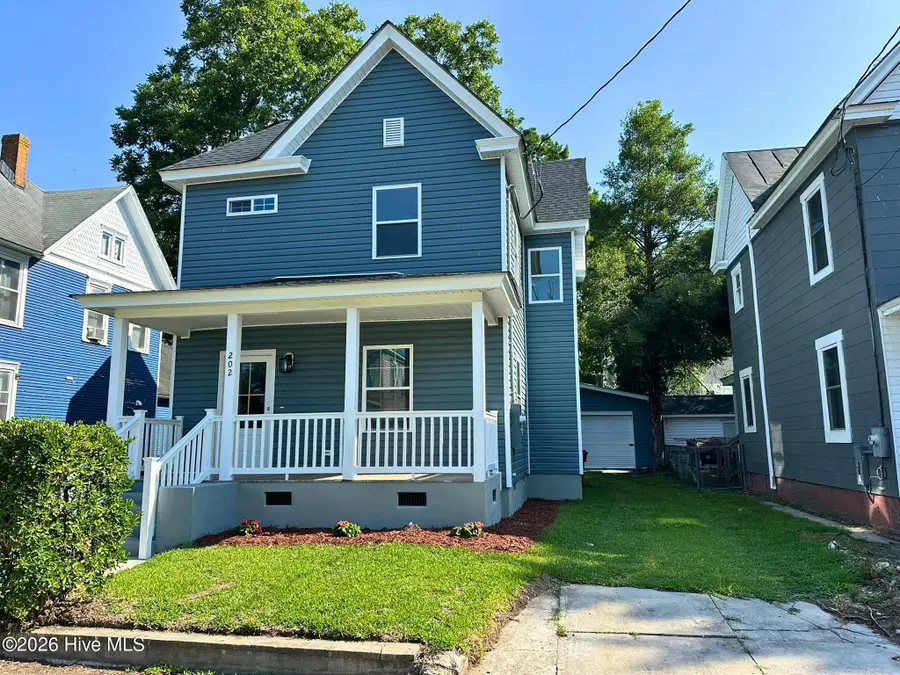 202 W Burgess Street, Elizabeth City, NC 27909 - #2