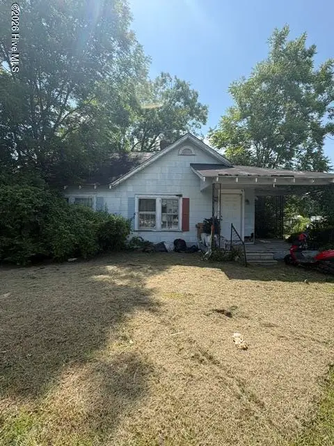 226 S Fifth Street, Aurora, NC 27806 - #1
