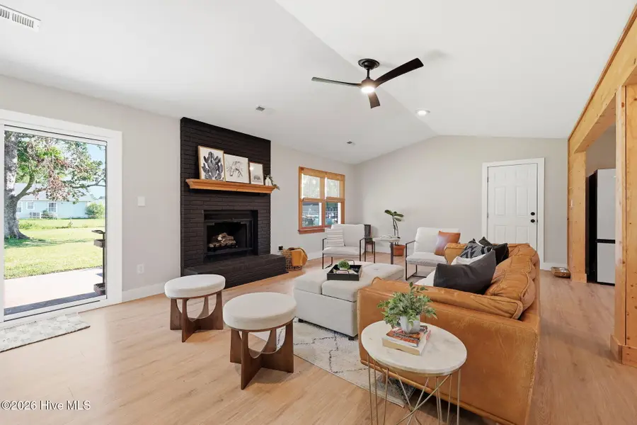1706 Carolina Avenue, Newport, NC 28570 - #3