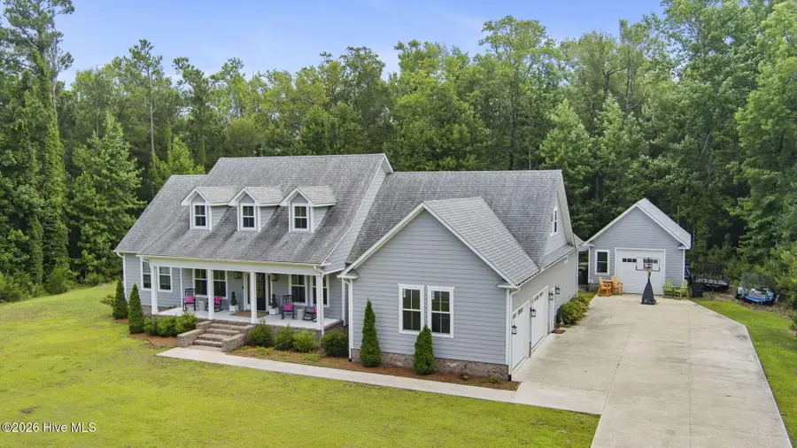 2703 E Fairway Road, Morehead City, NC 28557 - #2