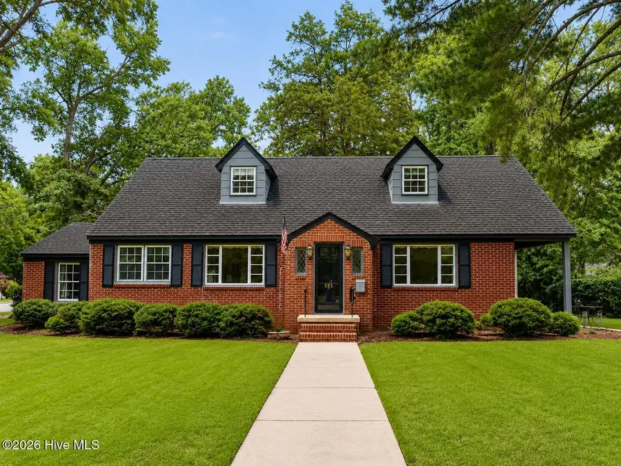 303 Prince Street, Laurinburg, NC 28352 - #2
