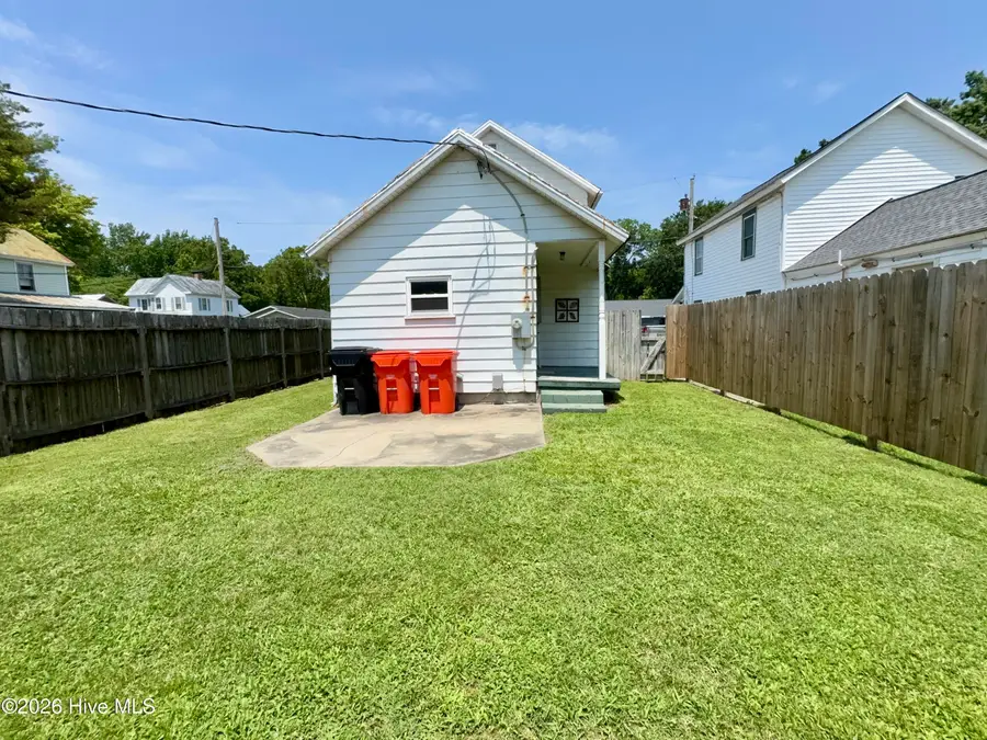 800 2nd Street, Elizabeth City, NC 27909 - #2