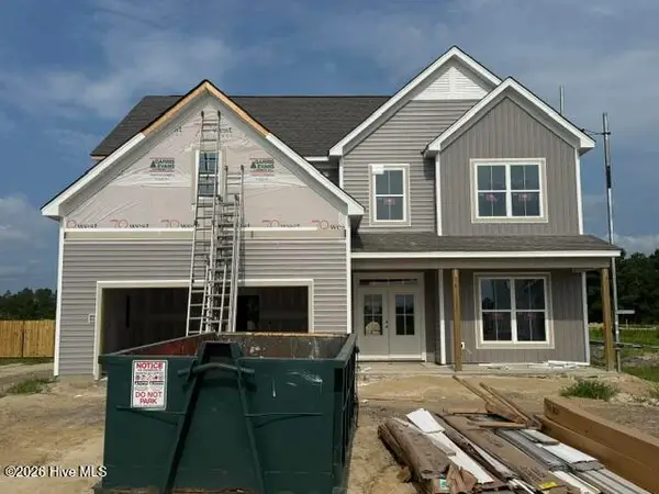 818 Tupelo Tree Drive, Hubert, NC 28539