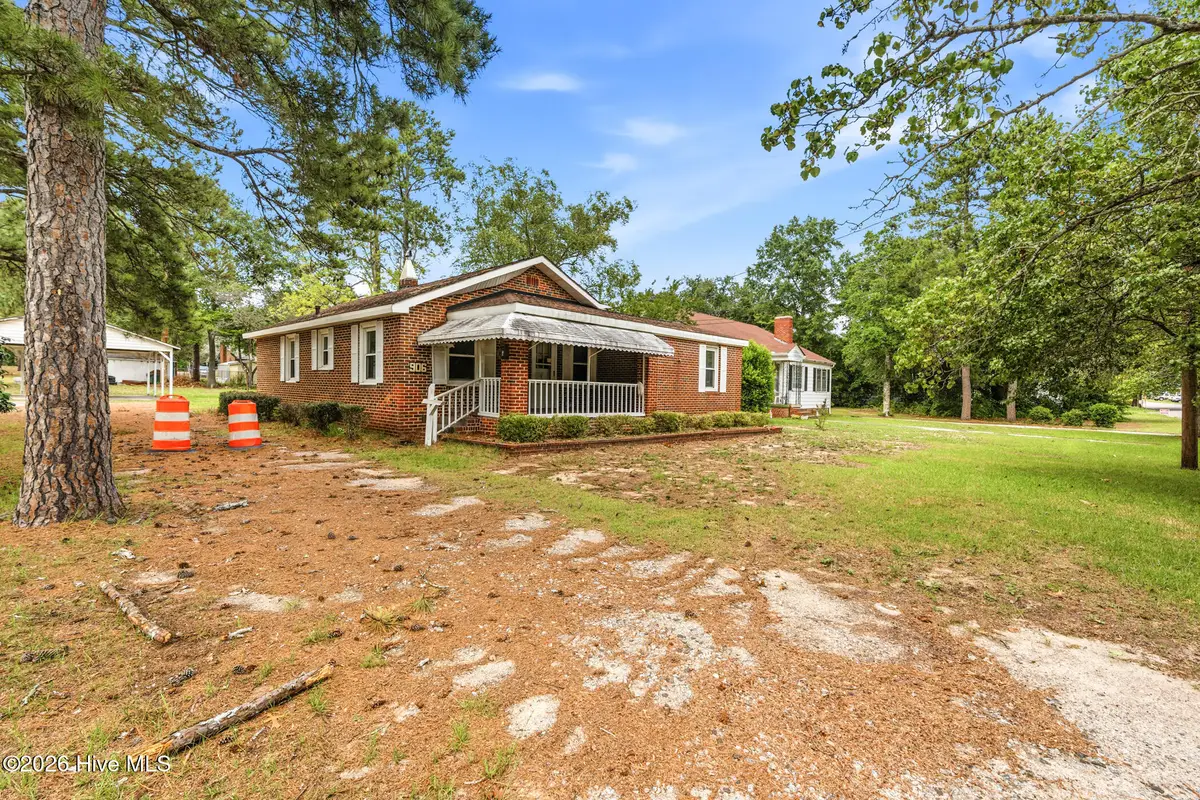 906 Rice Street, Hamlet, NC 28345 - #1