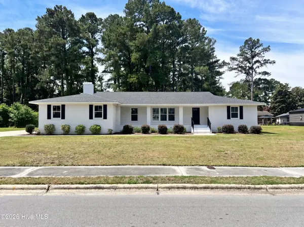 513 Greenfield Boulevard, Greenville, NC 27834