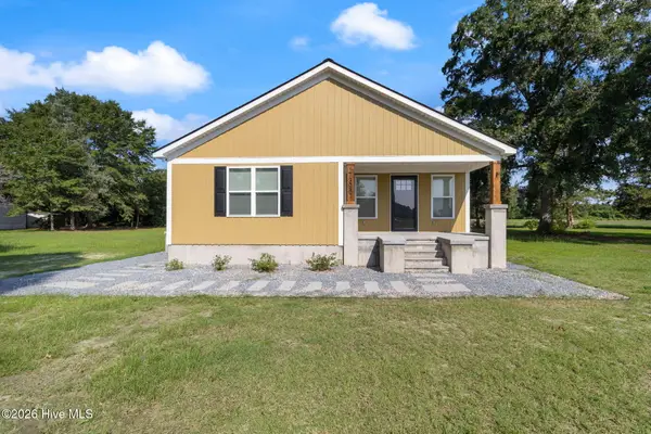 7390 Center Road, Bladenboro, NC 28320