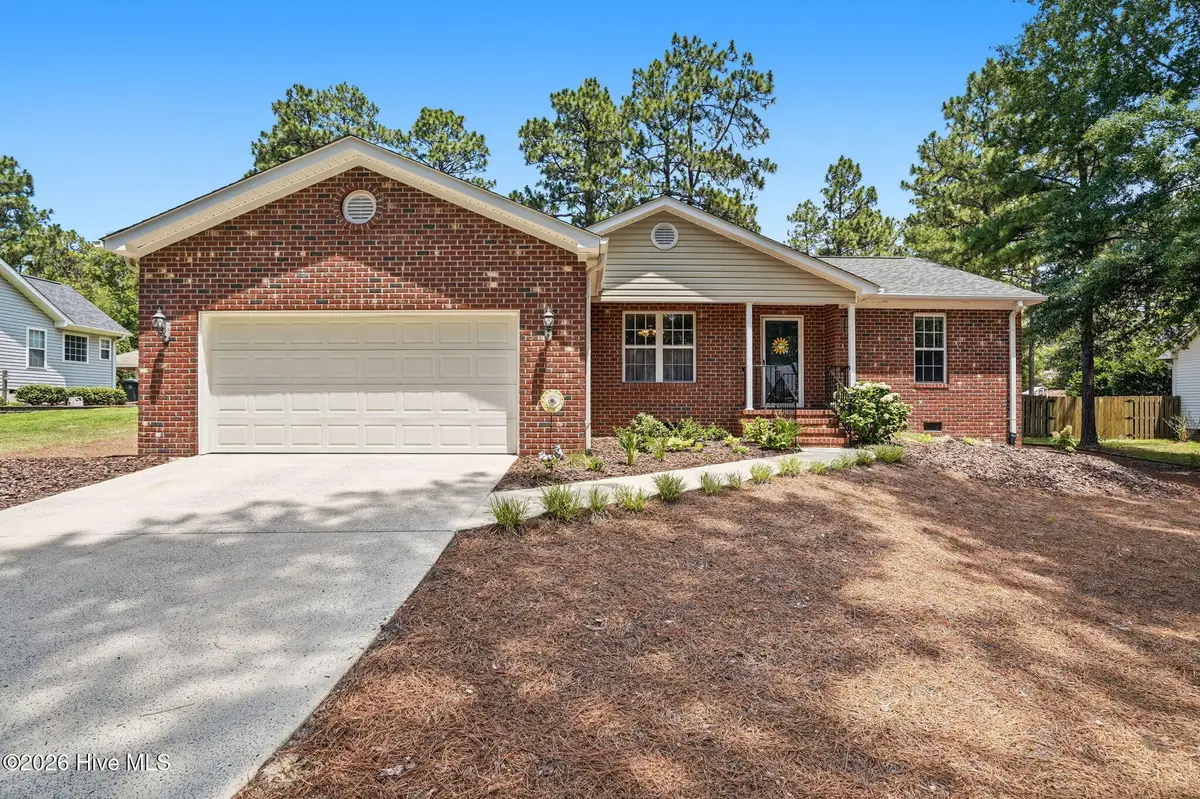 114 Vincent Way, Aberdeen, NC 28315 - #1