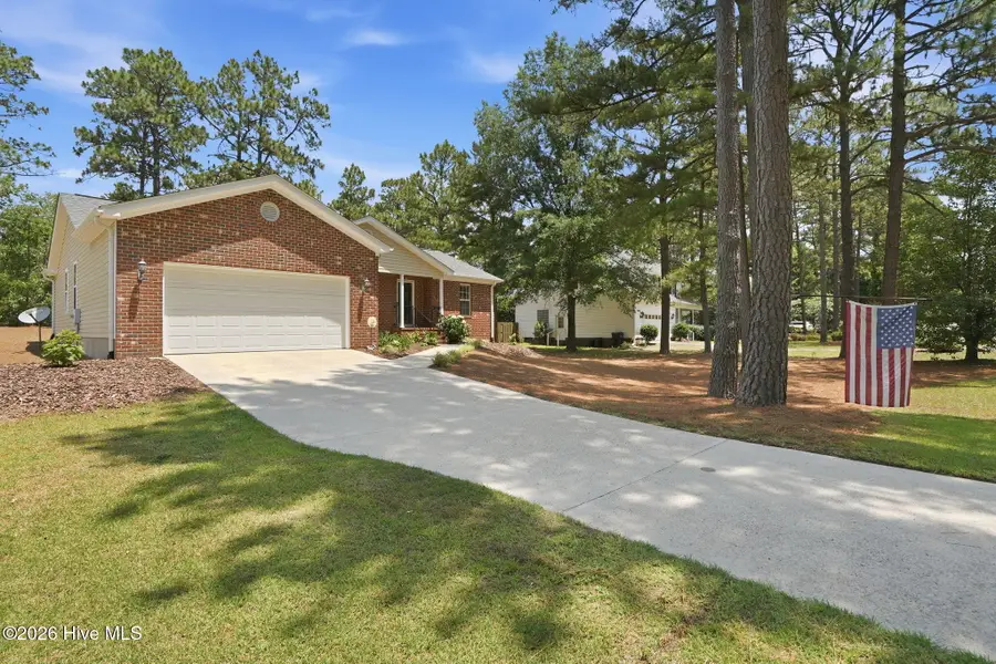 114 Vincent Way, Aberdeen, NC 28315 - #3