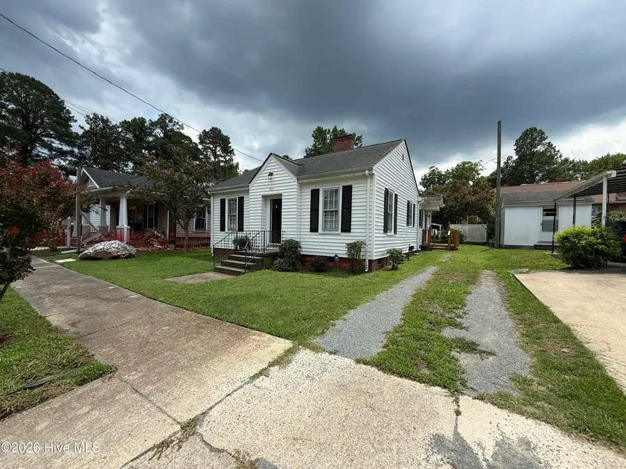 304 E Woodall Street, Smithfield, NC 27577 - #2