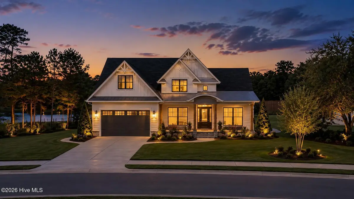 322 E Wayfinder Lane, Hampstead, NC 28443 - #1