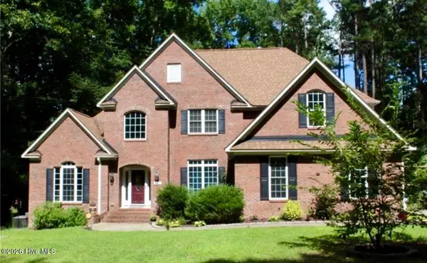 315 Chestnut Drive, Vass, NC 28394