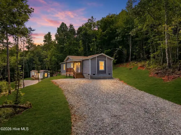 285 Loganberry Lane, Hayesville, NC 28904