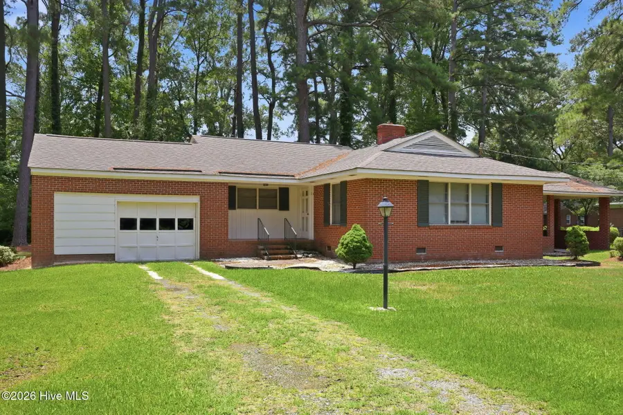 211 Nelson Street, Bethel, NC 27812 - #2