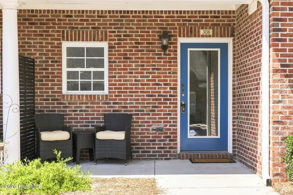 308 Hibiscus Way, Wilmington, NC 28412