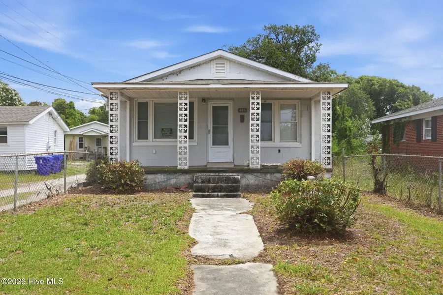 408 Pollock Street, Beaufort, NC 28516 - #2