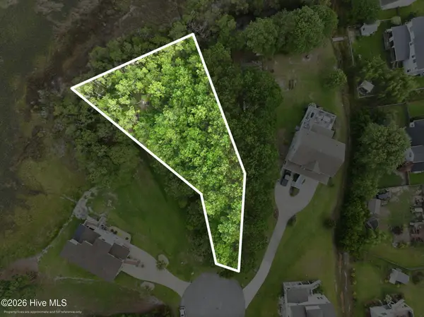 510 Shipmast Court, Beaufort, NC 28516