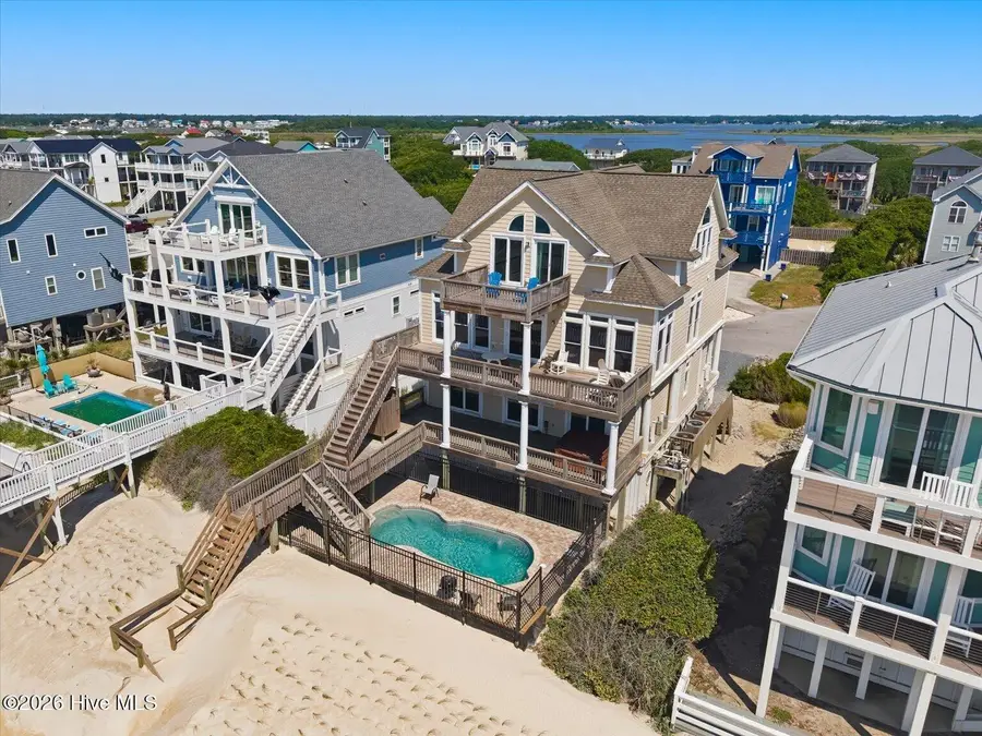31 Porpoise Place, North Topsail Beach, NC 28460 - #2