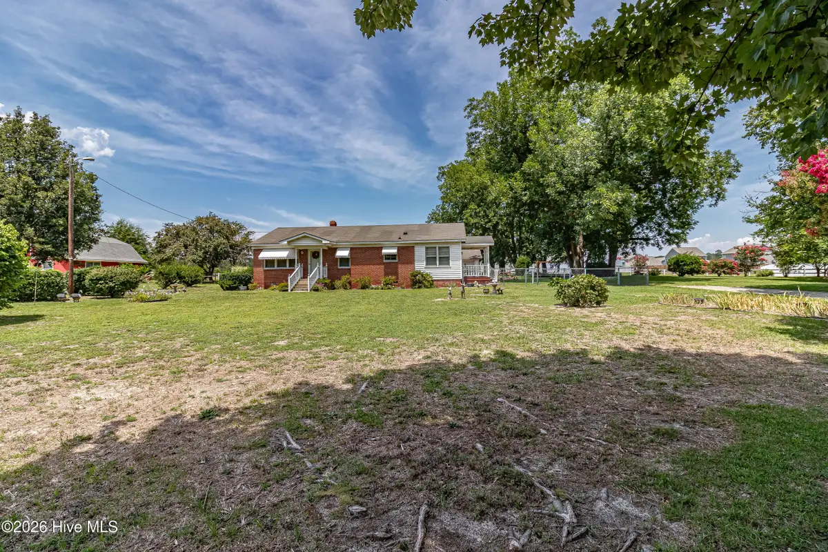 848 Us Highway 13 S, Goldsboro, NC 27530 - #1