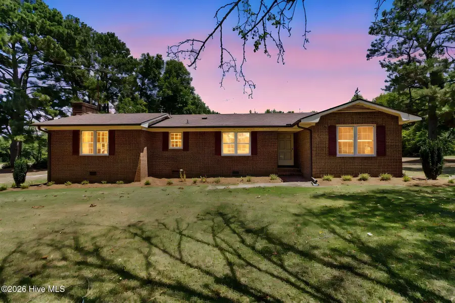 703 E Dr Martin L King Jr Boulevard, Roseboro, NC 28382 - #2